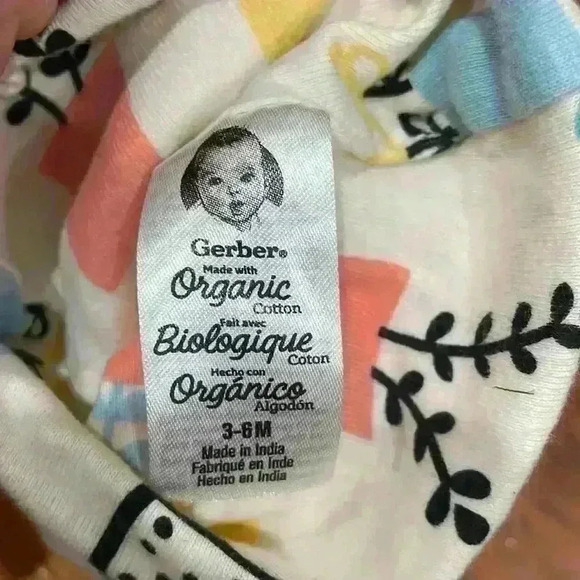 Baby girl hats 0-6 months bundle of 4 - Picture 4 of 7